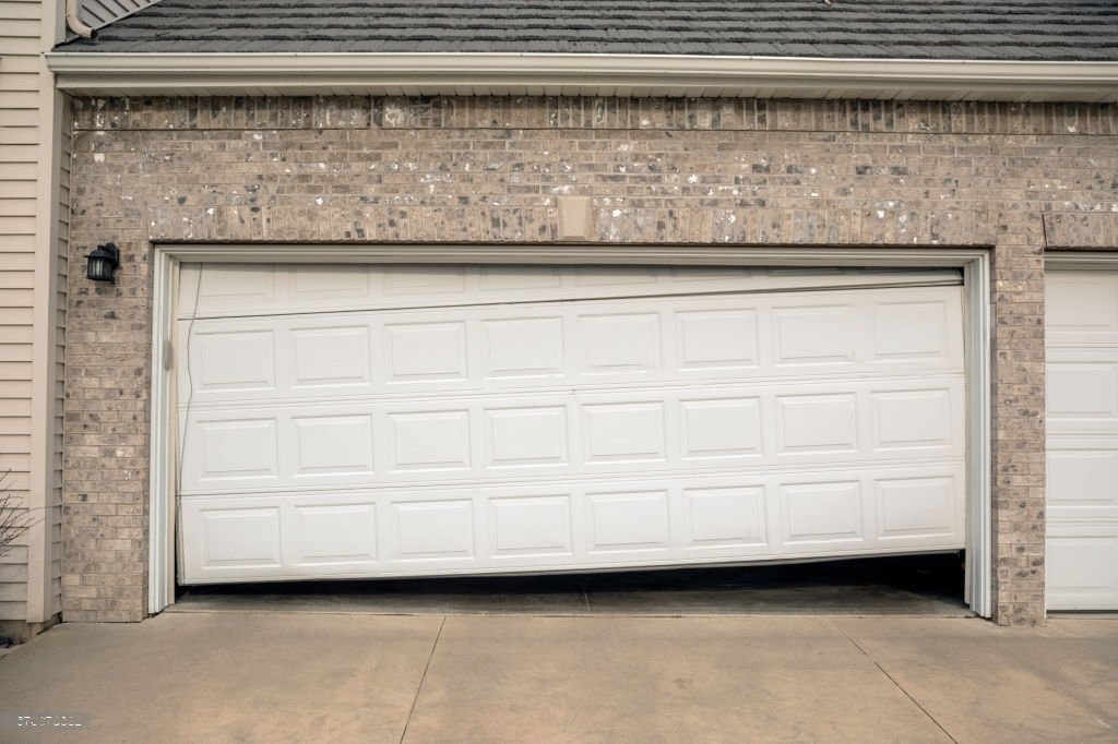 unbalanced door